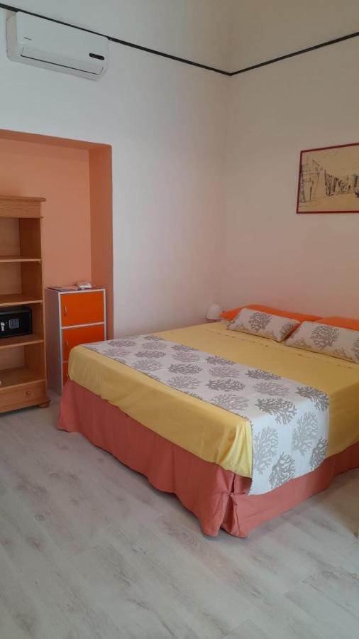 L'Indià Vittorio Affittacamere Alghero Exterior foto